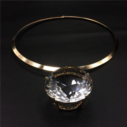 Choker Necklace with Oval Pendant (Gold and Silver)